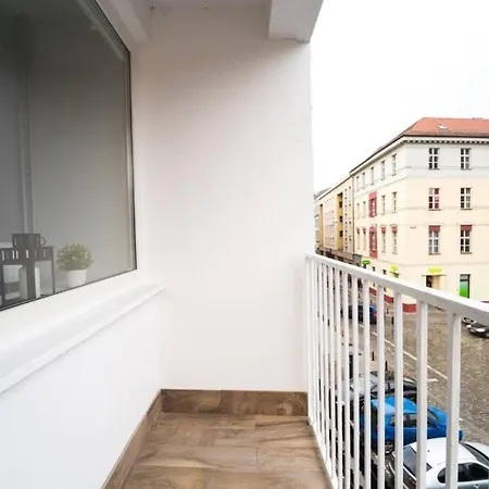 4 On Martket Square - View - 150 M Town Hall Apartamento Wrocław